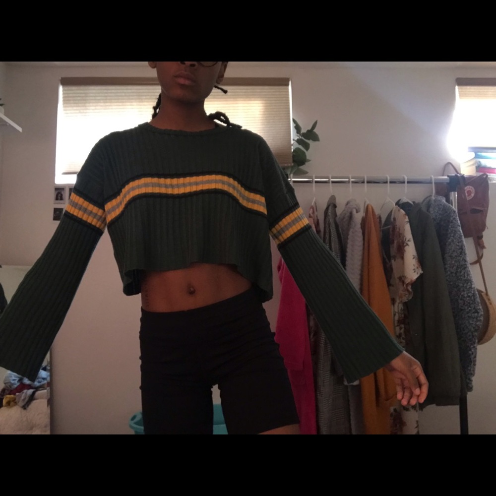 Multicolored crop top